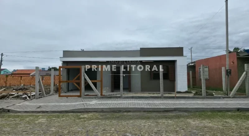 Fachada de casa em Nova Tramandaí, imóvel 1966 do acervo Prime Litoral